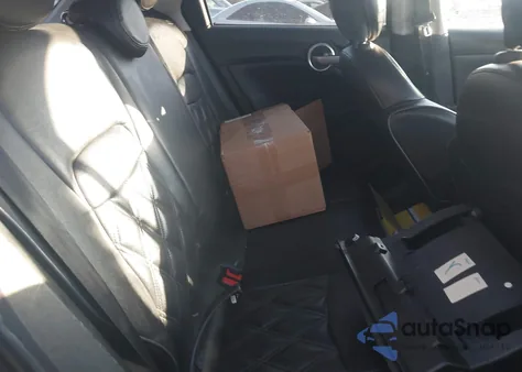 2016 Fiat 500X Trekking z USA, uszkodzony, nr VIN ZFBCFYCT7GP342730